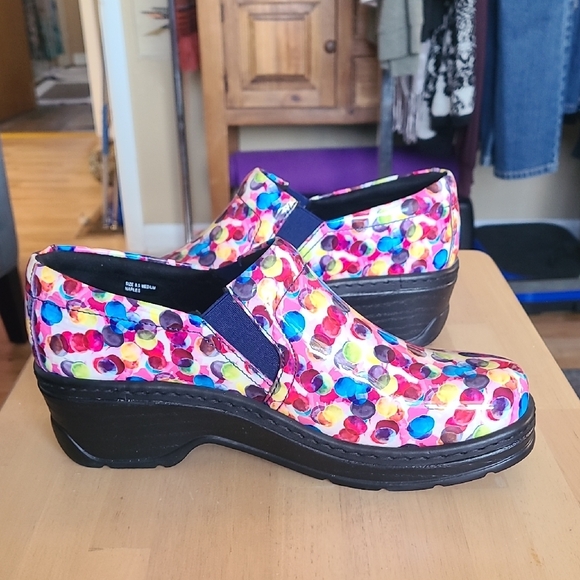 Klogs Colorful Polka Dot Mules - Picture 4 of 6